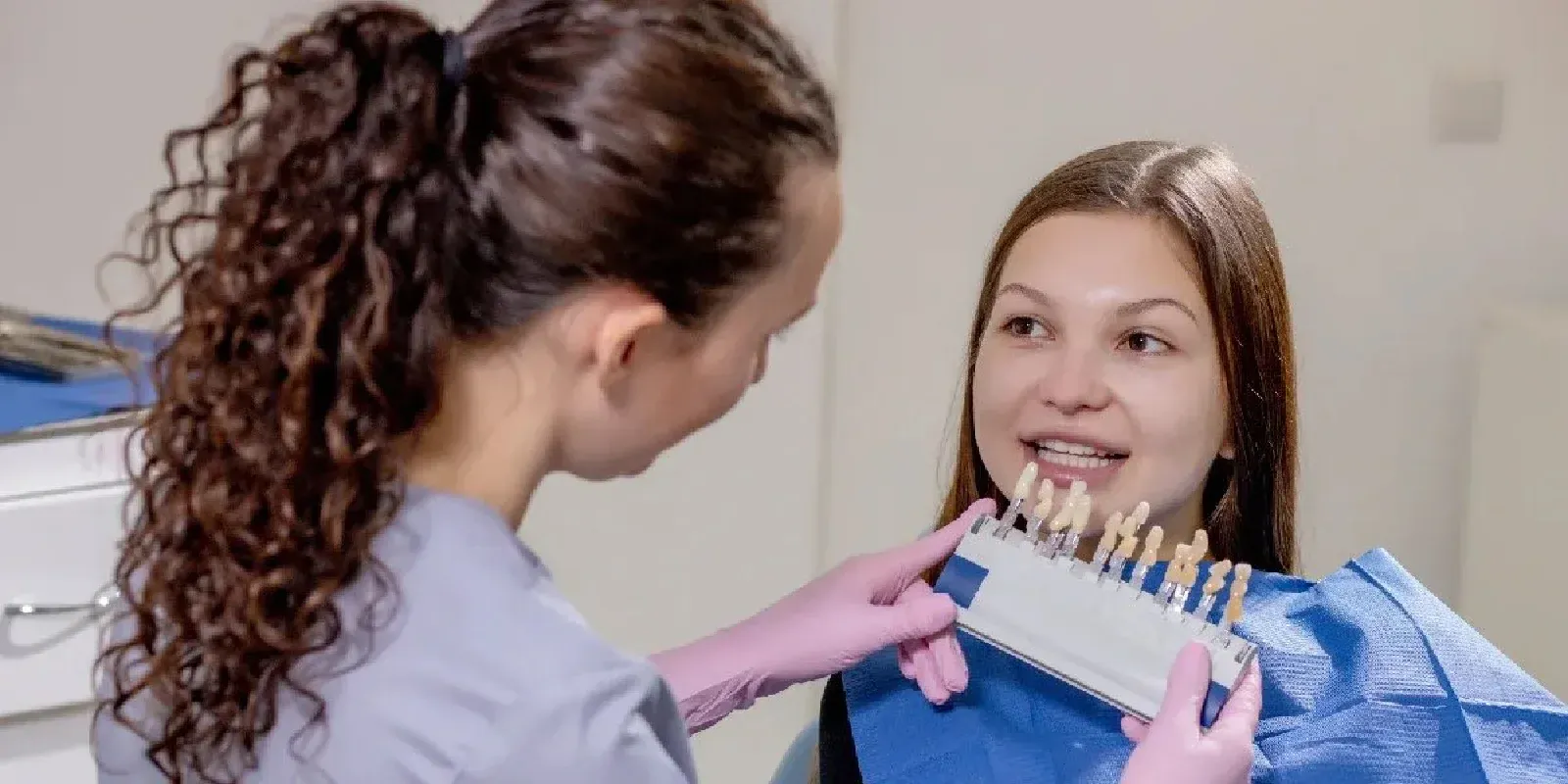 How Veneers Fix Chips, Gaps, and Uneven Teeth 